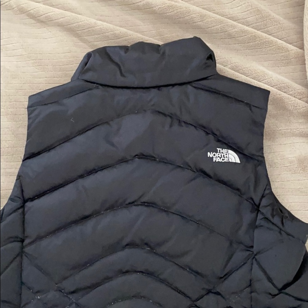 Northface womens vest - Picture 3 of 3